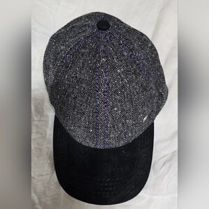 Robert Graham Black and Purple Textured Hat New Without Tag.